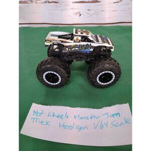 Hot Wheels Monster Jam Monster Truck Hooligan 1/64 Scale Loose‎